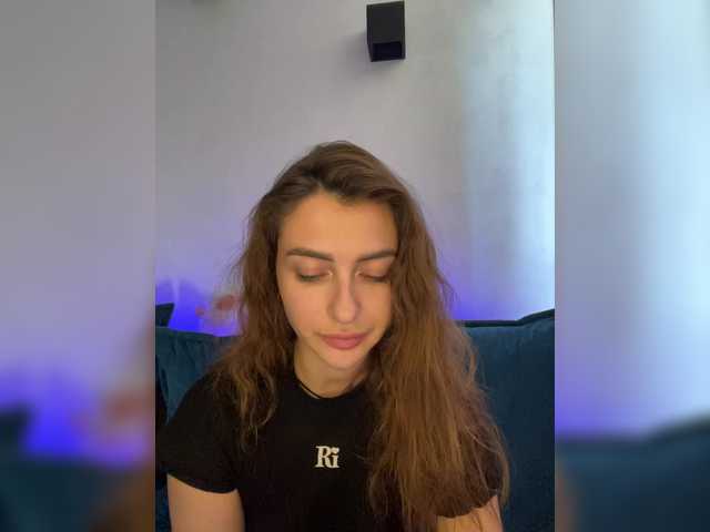 WILDGIRL's BongaCams show and profile