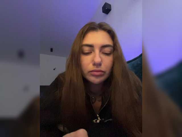 WILDGIRL's BongaCams show and profile