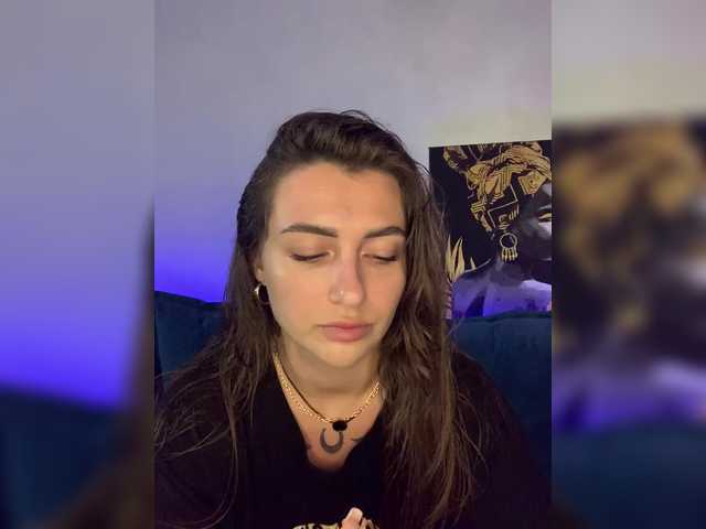 WILDGIRL webcam