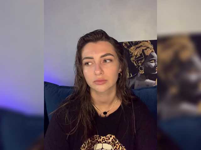 WILDGIRL webcam