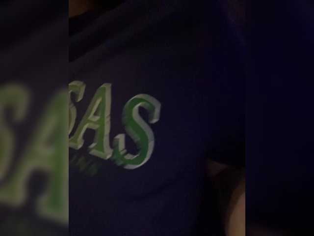 WILDGIRL's BongaCams show and profile