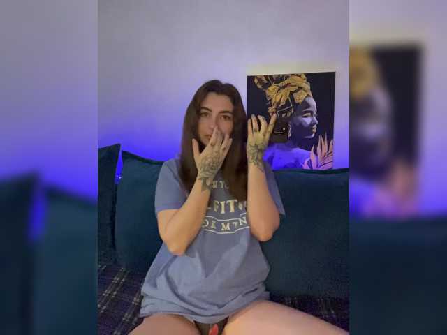 WILDGIRL's BongaCams show and profile