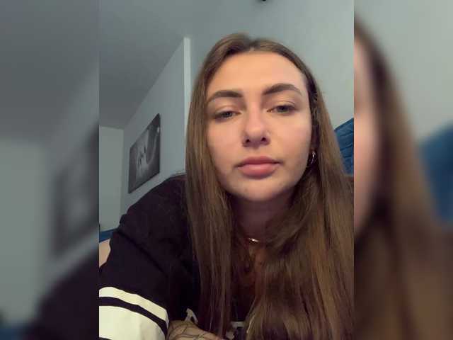  WILDGIRL chat room