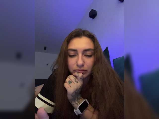 WILDGIRL's BongaCams show and profile