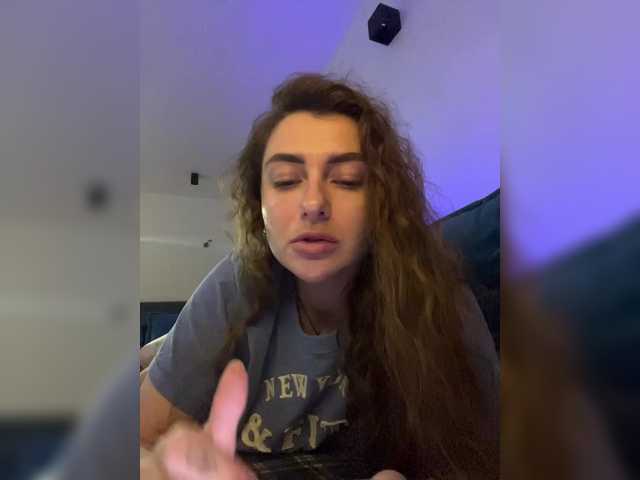 WILDGIRL's BongaCams show and profile