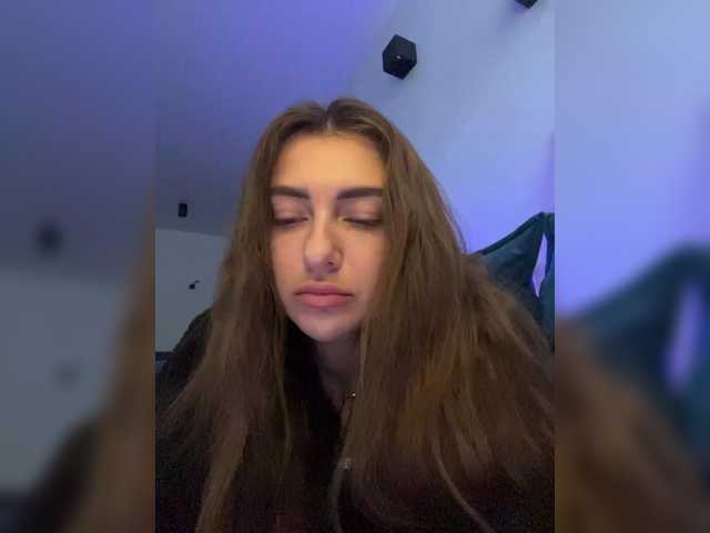 WILDGIRL's BongaCams show and profile