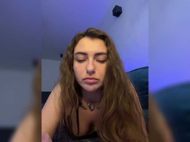 WILDGIRL's BongaCams show and profile