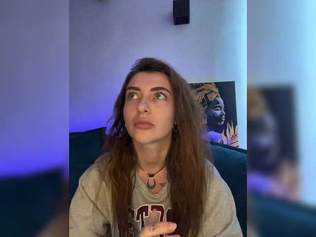 WILDGIRL's BongaCams show and profile