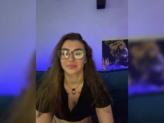 WILDGIRL's BongaCams show and profile