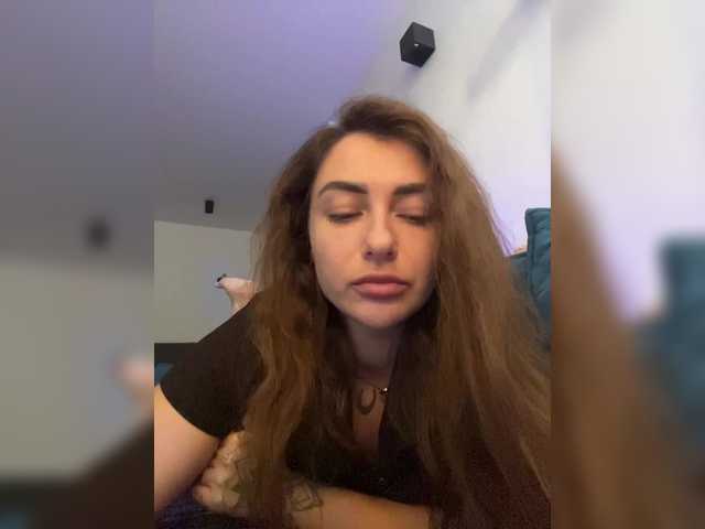 WILDGIRL's BongaCams show and profile