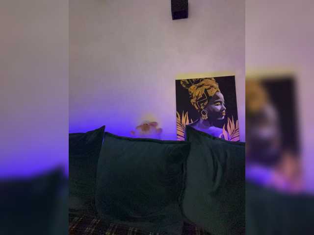 WILDGIRL's BongaCams show and profile