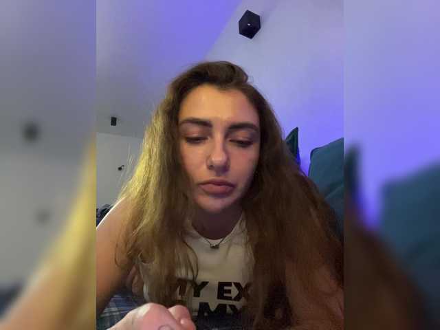 WILDGIRL's BongaCams show and profile