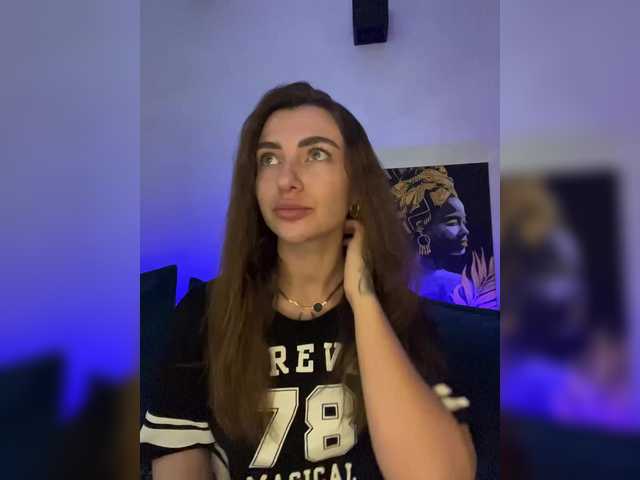 WILDGIRL's BongaCams show and profile