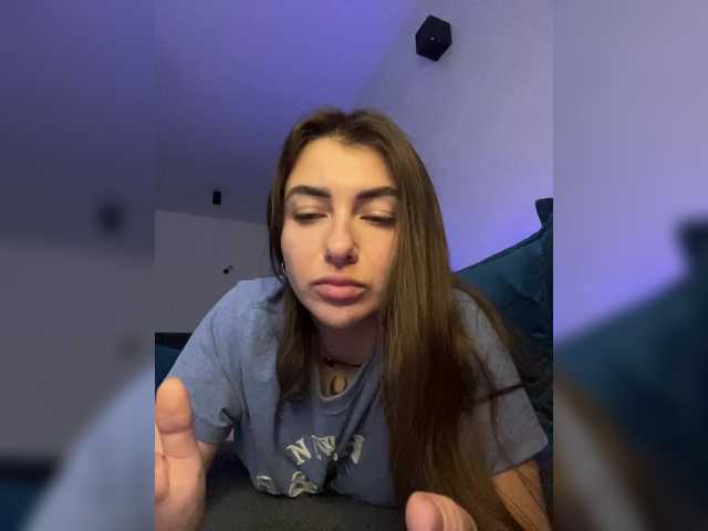 WILDGIRL's BongaCams show and profile