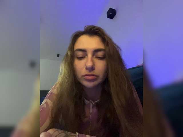 WILDGIRL's BongaCams show and profile