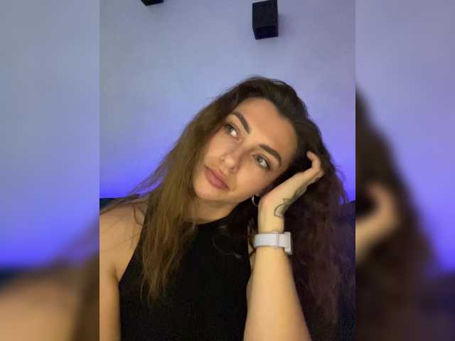 WILDGIRL's BongaCams show and profile