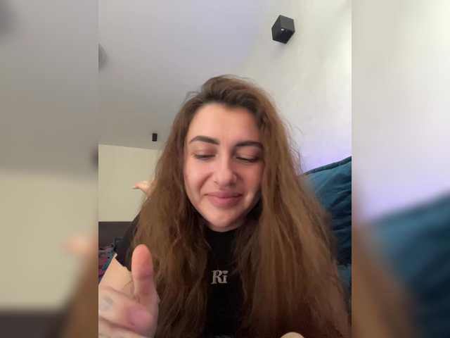 WILDGIRL's BongaCams show and profile