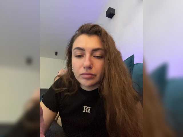 WILDGIRL's BongaCams show and profile