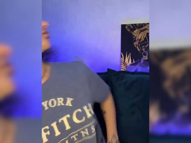 WILDGIRL's BongaCams show and profile