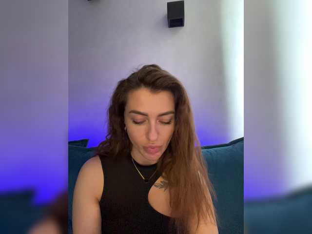 WILDGIRL's BongaCams show and profile