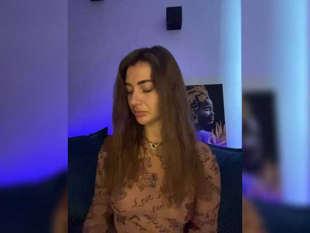 WILDGIRL's BongaCams show and profile