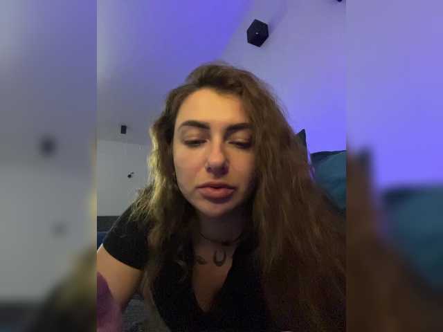 WILDGIRL's BongaCams show and profile