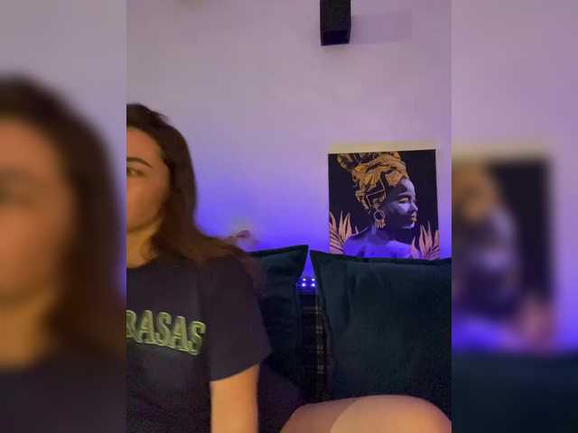 WILDGIRL's BongaCams show and profile