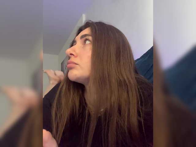 WILDGIRL webcam