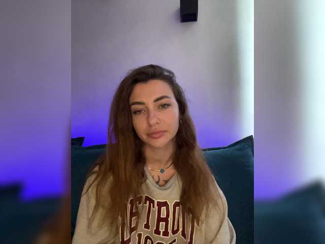 WILDGIRL's BongaCams show and profile