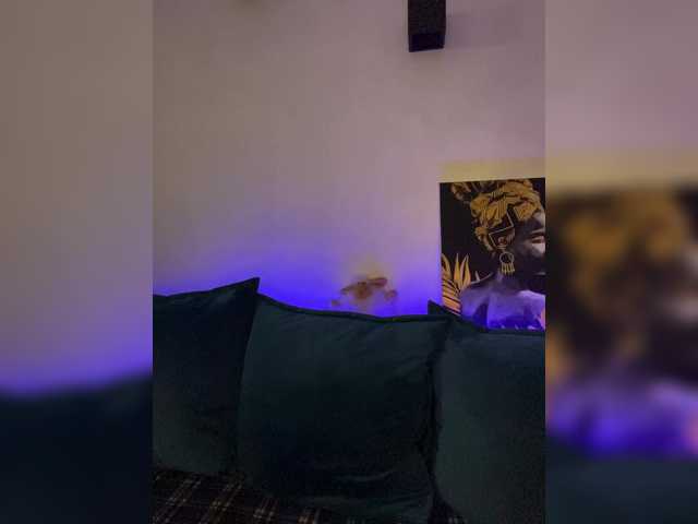 WILDGIRL's BongaCams show and profile