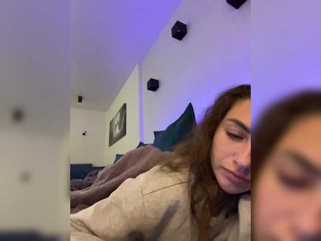 WILDGIRL's BongaCams show and profile