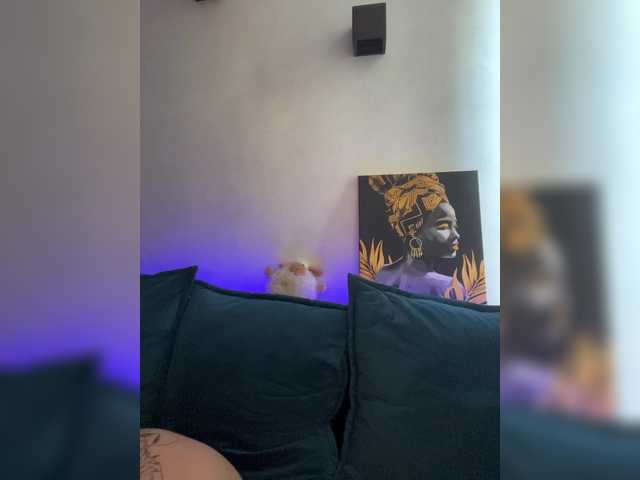 WILDGIRL's BongaCams show and profile