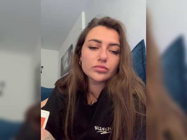  WILDGIRL chat room