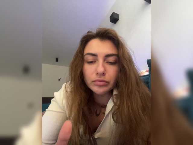 WILDGIRL's BongaCams show and profile