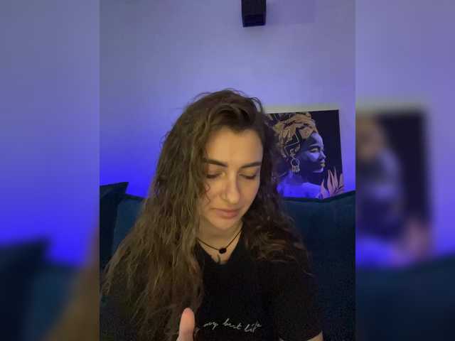 WILDGIRL's BongaCams show and profile