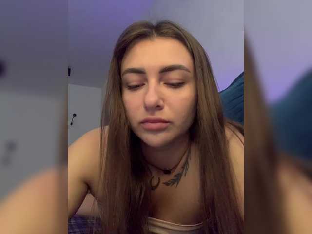 WILDGIRL webcam