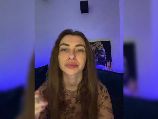 WILDGIRL's BongaCams show and profile