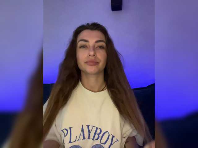 WILDGIRL's BongaCams show and profile