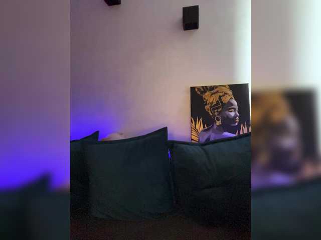 WILDGIRL's BongaCams show and profile