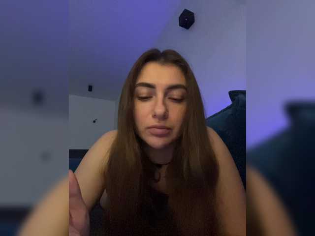 WILDGIRL's BongaCams show and profile