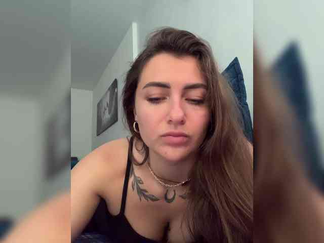 WILDGIRL webcam