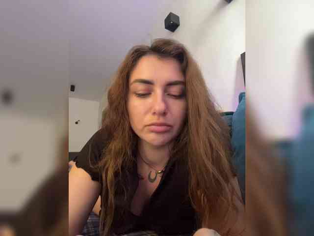 WILDGIRL Live Webcam on BongaCams