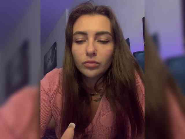 WILDGIRL webcam