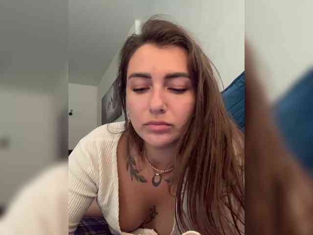 WILDGIRL webcam