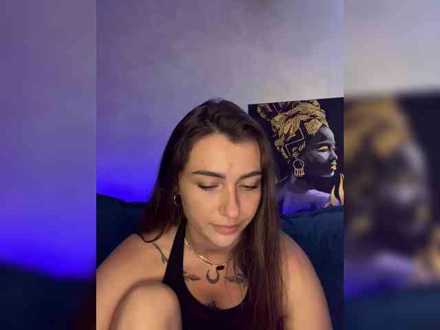 WILDGIRL webcam