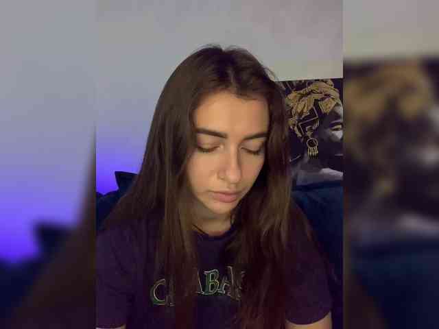 WILDGIRL webcam