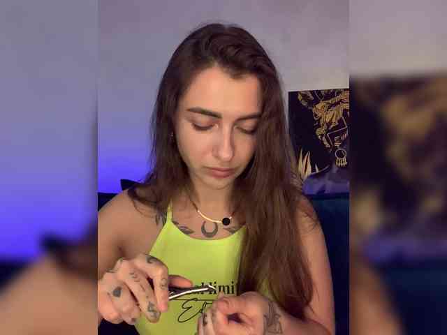 WILDGIRL webcam