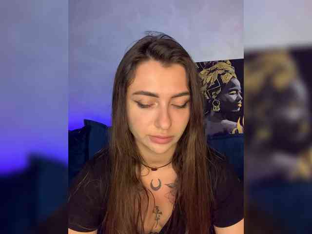 WILDGIRL webcam