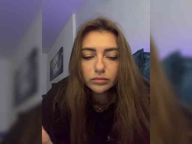 WILDGIRL webcam