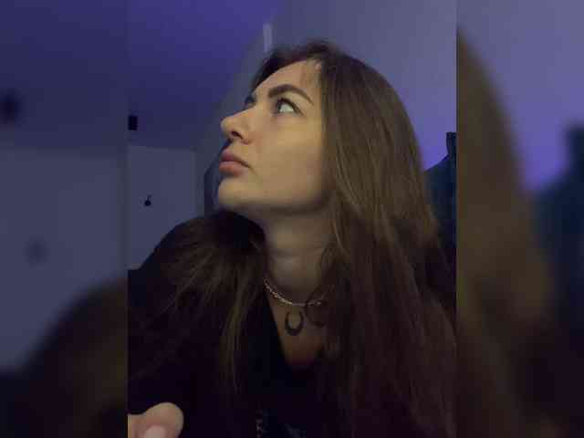 WILDGIRL webcam